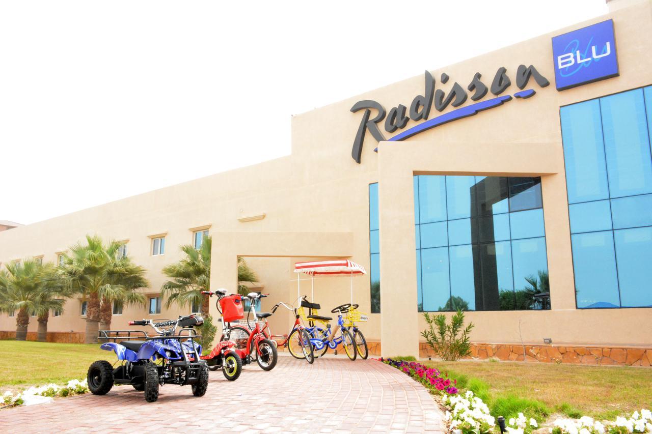 Radisson Blu Resort, Al Khobar 하프문 베이 외부 사진 Radisson Hotel, Riyadh