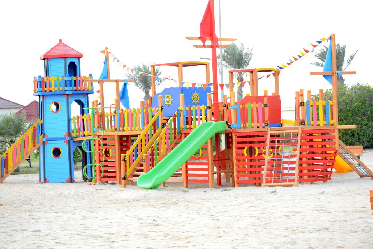 Radisson Blu Resort, Al Khobar 하프문 베이 외부 사진 Playground in Al-Qusaib, Kuwait