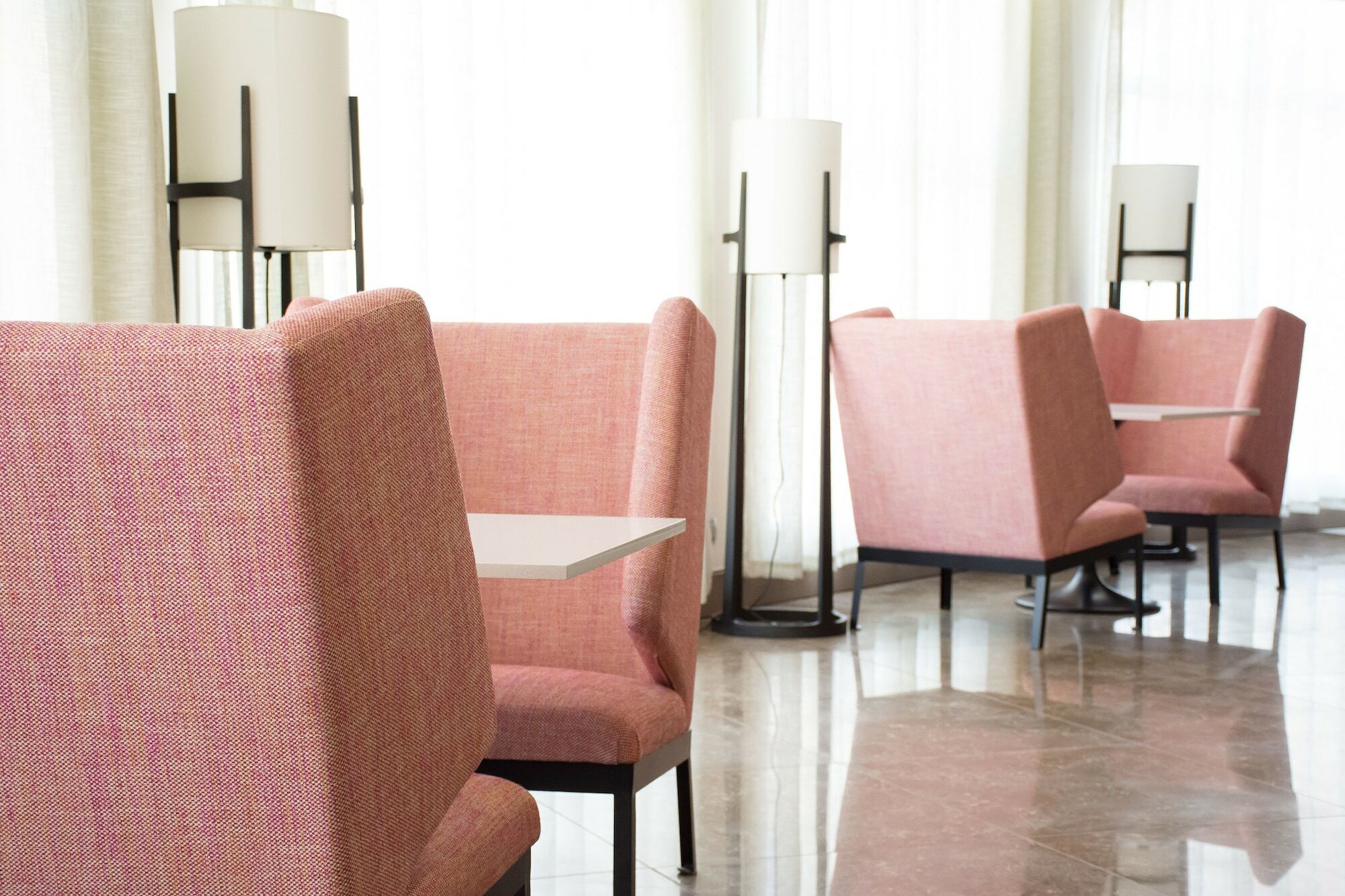 Radisson Blu Resort, Al Khobar 하프문 베이 외부 사진 The interior of the hotel