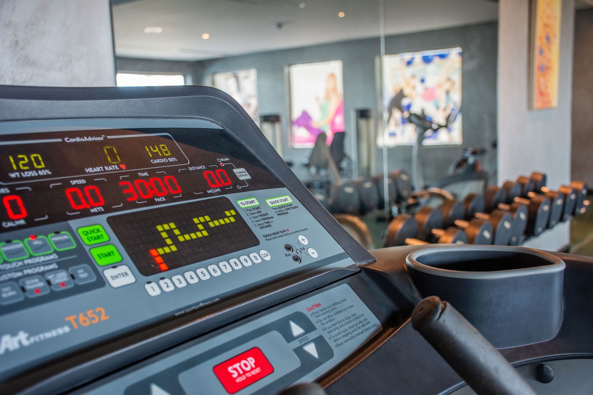 Radisson Blu Resort, Al Khobar 하프문 베이 외부 사진 Treadmill console